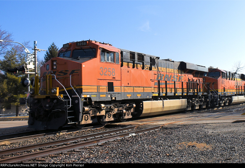 BNSF 3258 Pusher